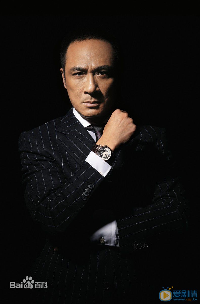 吴镇宇绅士写真
