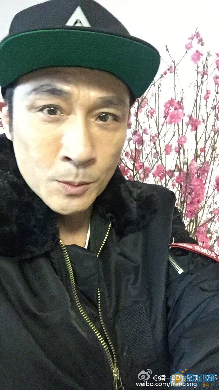 吴镇宇生活照 吴镇宇高清写真_吴镇宇高清剧照