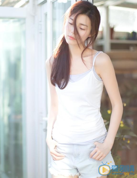 卢杉小性感写真 卢杉小性感写真
