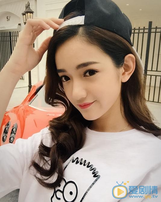 方楚彤生活照 方楚彤高清写真_方楚彤高清剧照