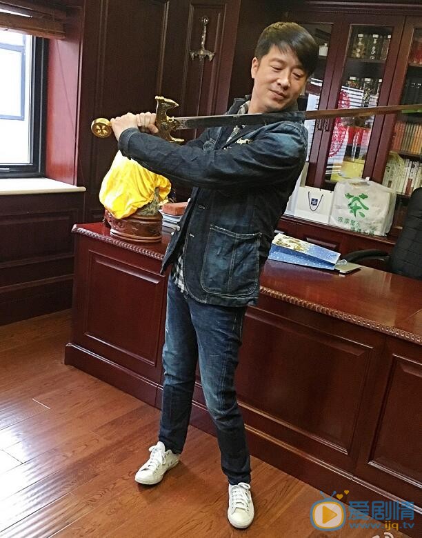 张衣生活照 张衣高清写真_张衣高清剧照