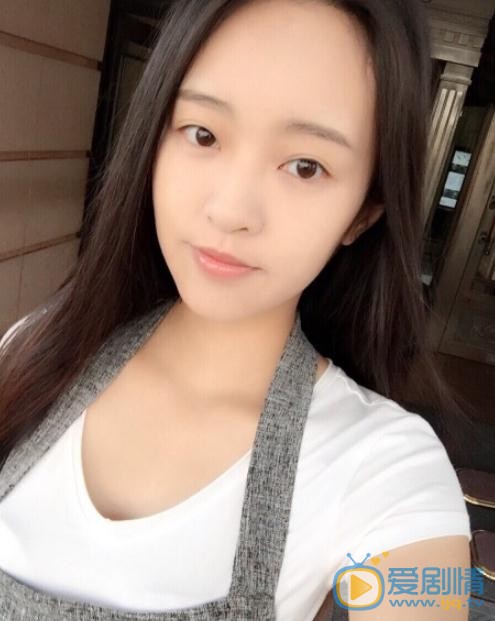 刘泳希生活照