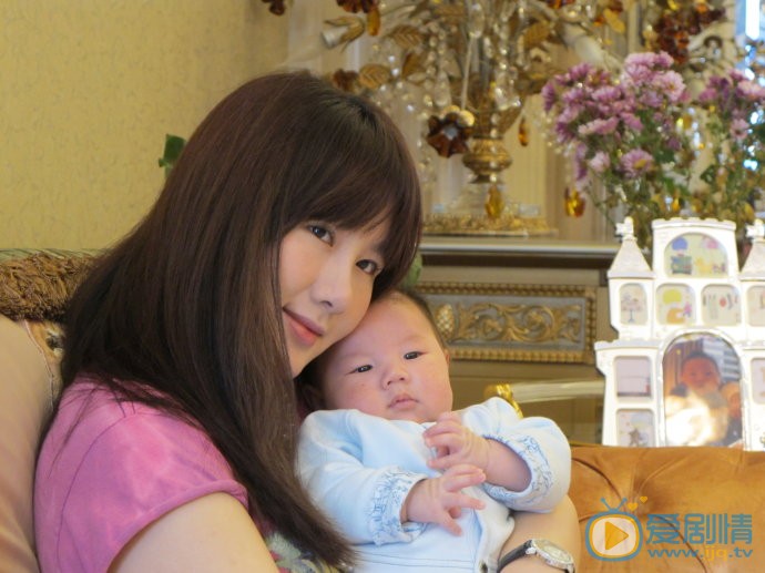 孟瑶亲子照 孟瑶高清写真_孟瑶高清剧照