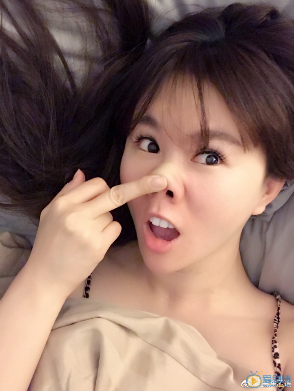 孟瑶卖萌照 孟瑶高清写真_孟瑶高清剧照