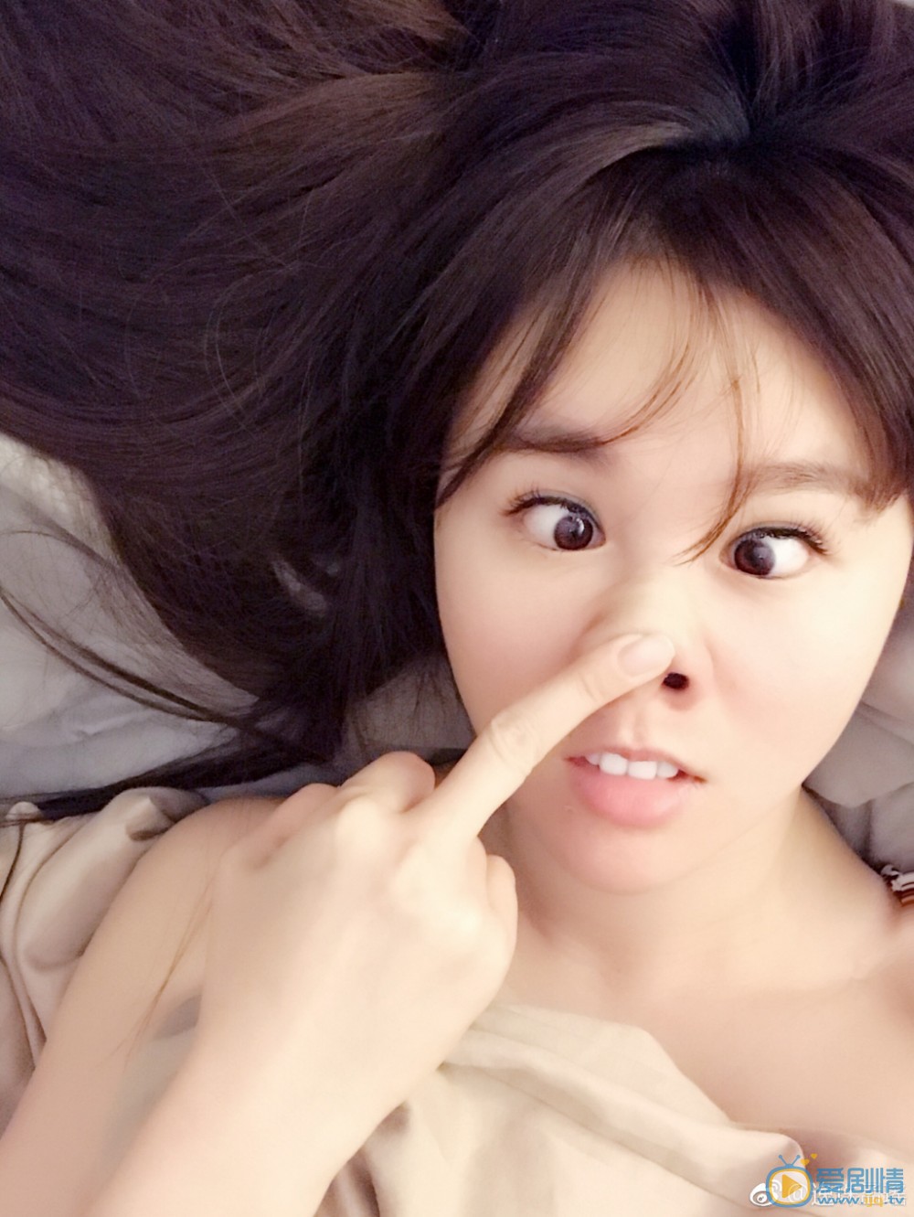 孟瑶卖萌照 孟瑶高清写真_孟瑶高清剧照