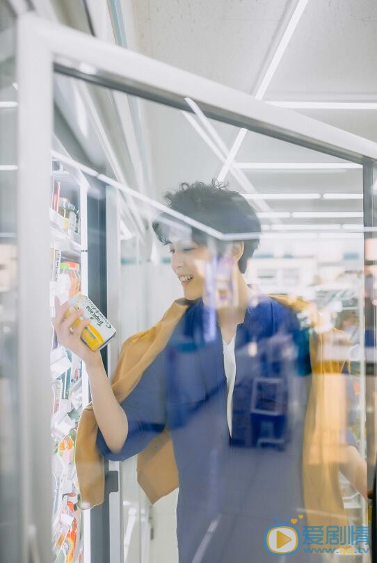 戴景耀阳光写真 戴景耀高清写真_戴景耀高清剧照