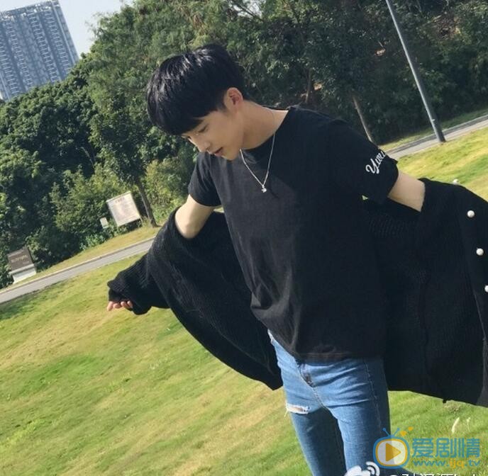 孙泽源生活照 孙泽源高清写真_孙泽源高清剧照