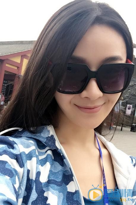 梅俪儿生活照 梅俪儿高清写真_梅俪儿高清剧照