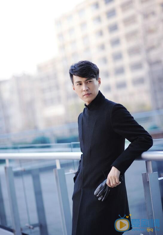 靳东时尚街拍 靳东高清写真_靳东高清剧照