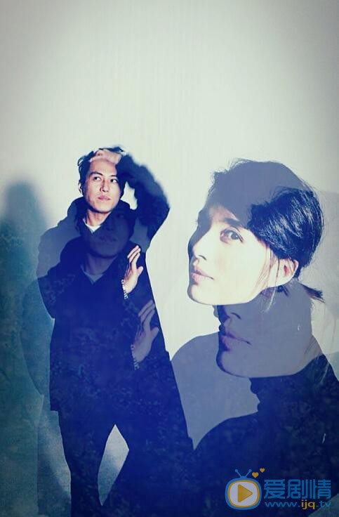 靳东老婆李佳 靳东高清写真_靳东高清剧照