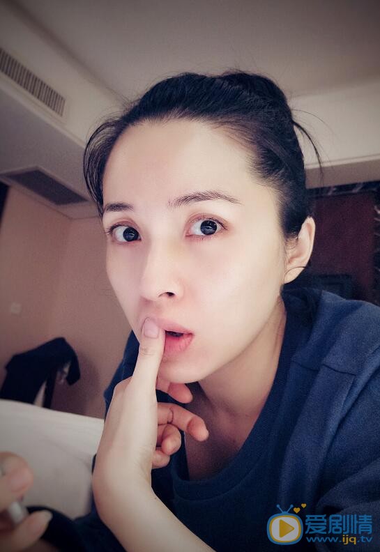 靳东老婆李佳 靳东高清写真_靳东高清剧照