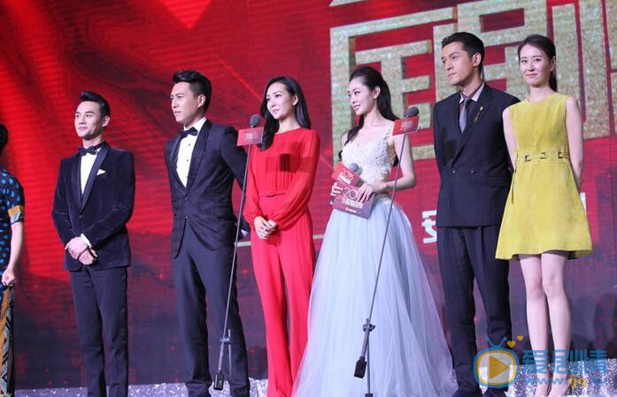 靳东红毯秀 靳东高清写真_靳东高清剧照