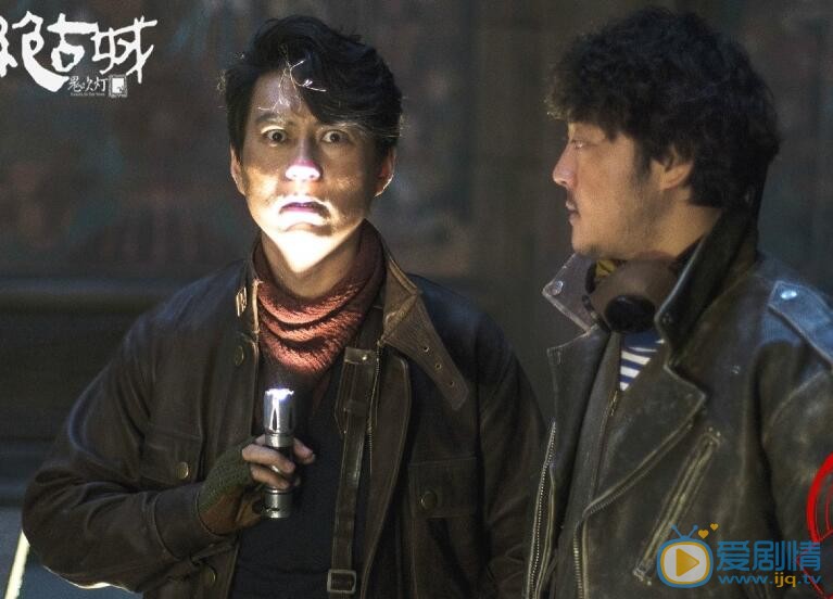 靳东《鬼吹灯之精绝古城》剧照 靳东高清写真_靳东高清剧照