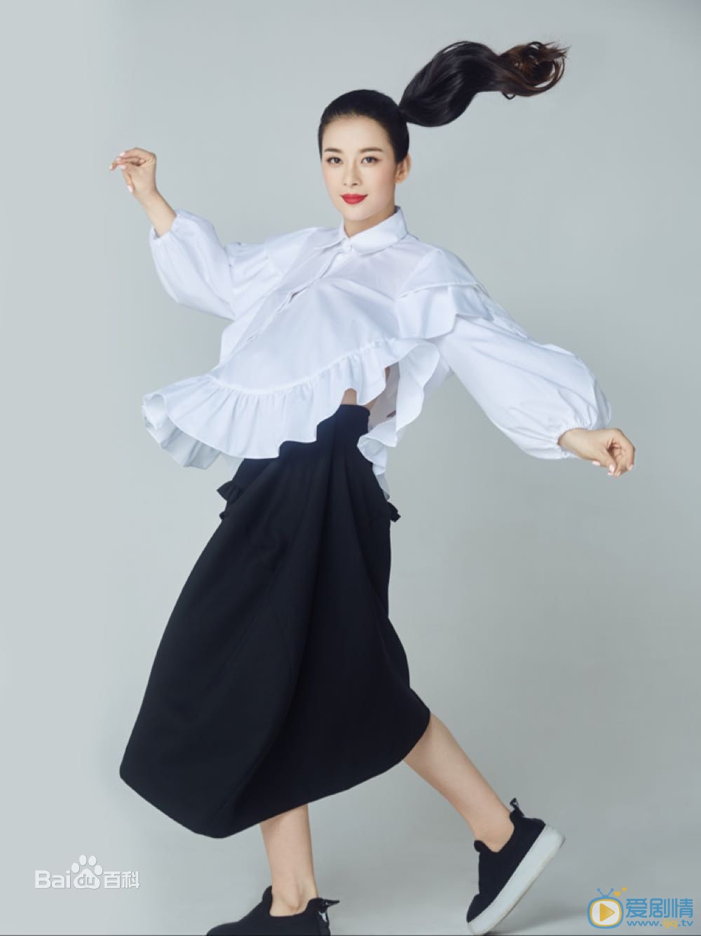 赵樱子调皮写真 赵樱子高清写真_赵樱子高清剧照