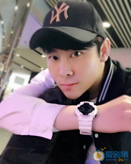 李政宇生活照 李政宇高清写真_李政宇高清剧照