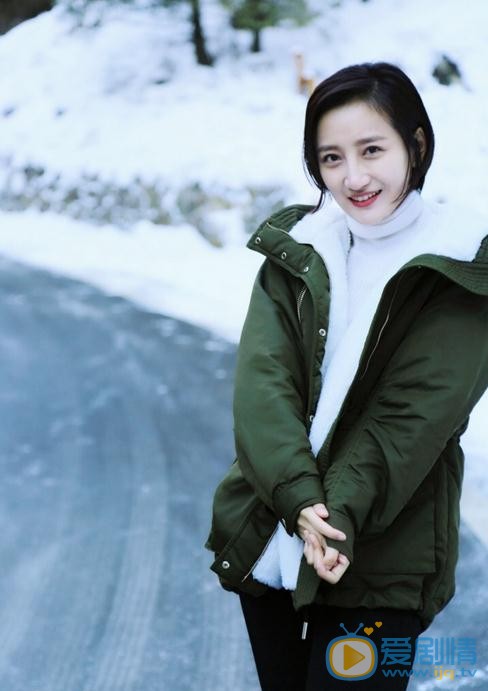 禹童雪地写真 禹童高清写真_禹童高清剧照