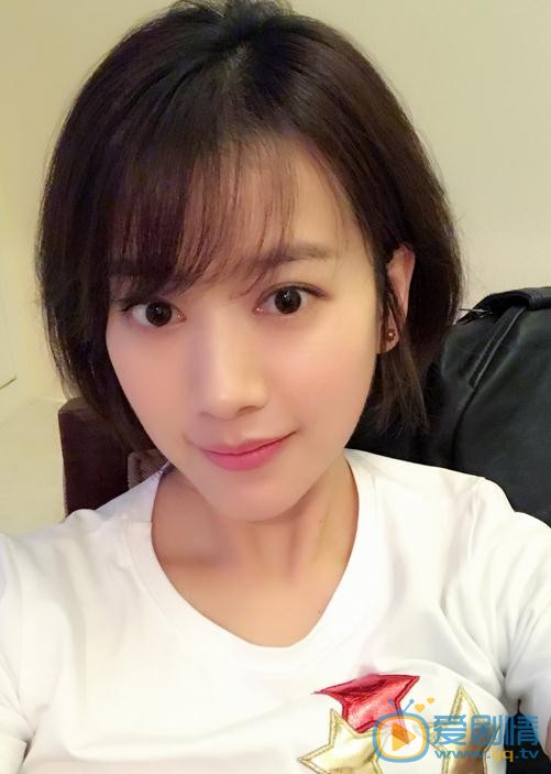 邓燕歌生活照 邓燕歌高清写真_邓燕歌高清剧照