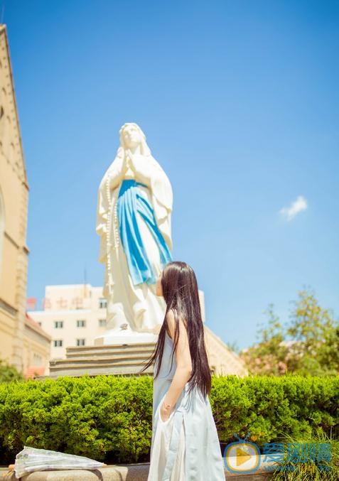 翟艺舒蓝色童话写真 翟艺舒高清写真_翟艺舒高清剧照