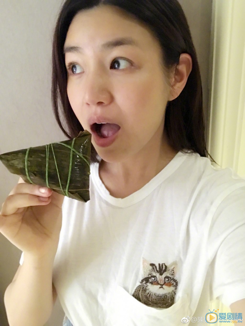陈妍希嘟嘴卖萌照 陈妍希高清写真_陈妍希高清剧照
