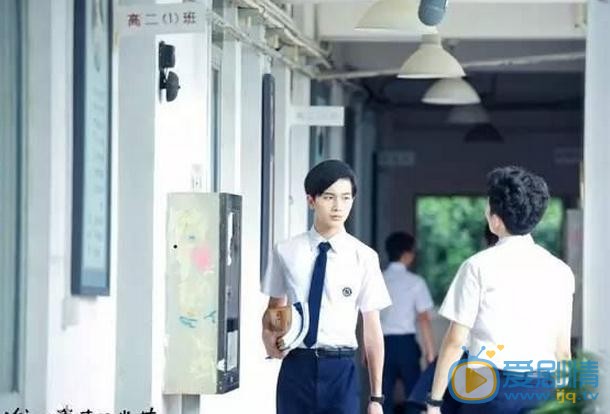 李宏毅《谁的青春不迷茫》剧照 李宏毅高清写真_李宏毅高清剧照