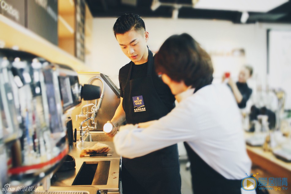 朱润《王子咖啡店》剧照 朱润高清写真_朱润高清剧照