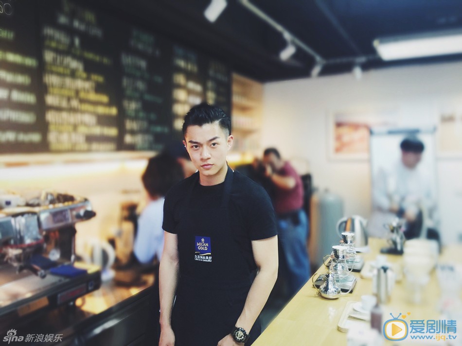 朱润《王子咖啡店》剧照 朱润高清写真_朱润高清剧照