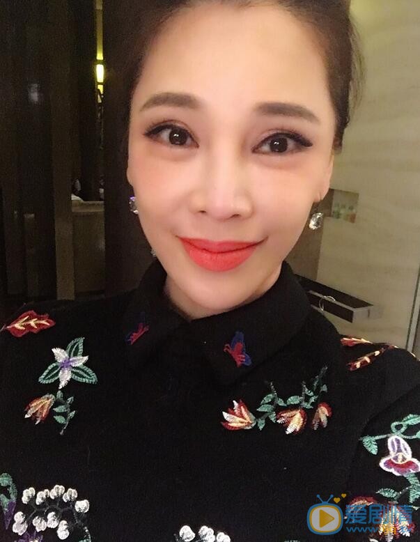 孔维生活照 孔维高清写真_孔维高清剧照