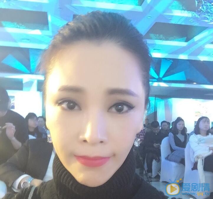 孔维生活照 孔维高清写真_孔维高清剧照