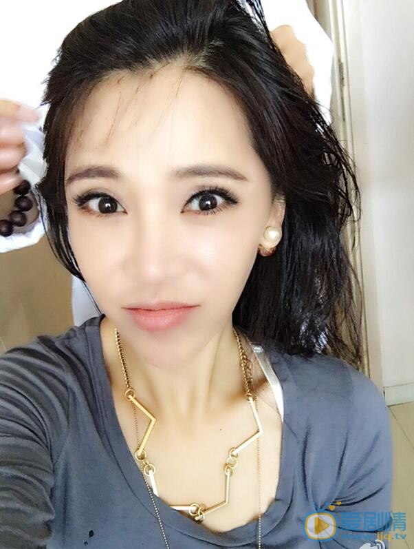 孔维生活照 孔维高清写真_孔维高清剧照