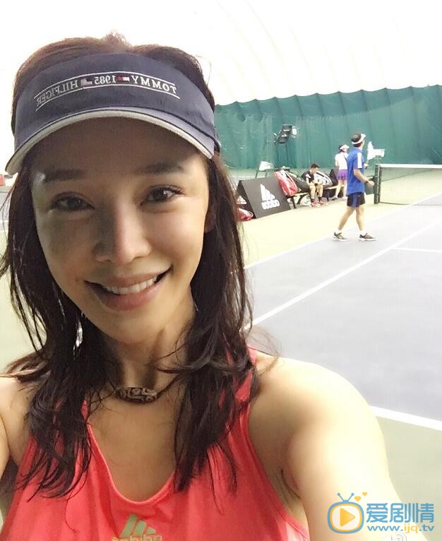 孔维生活照 孔维高清写真_孔维高清剧照