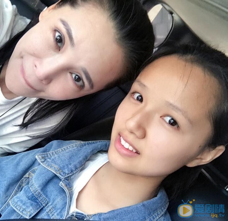 孔维公益活动照 孔维高清写真_孔维高清剧照