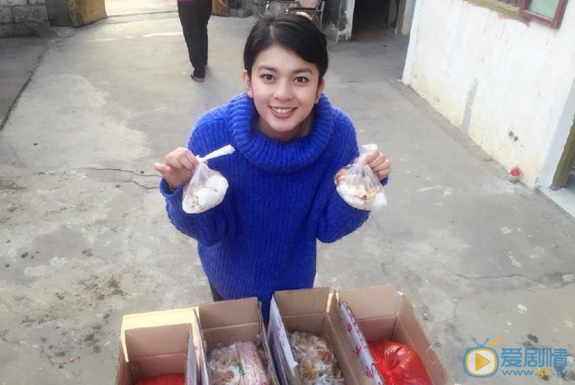 谈莉娜生活照 谈莉娜高清写真_谈莉娜高清剧照