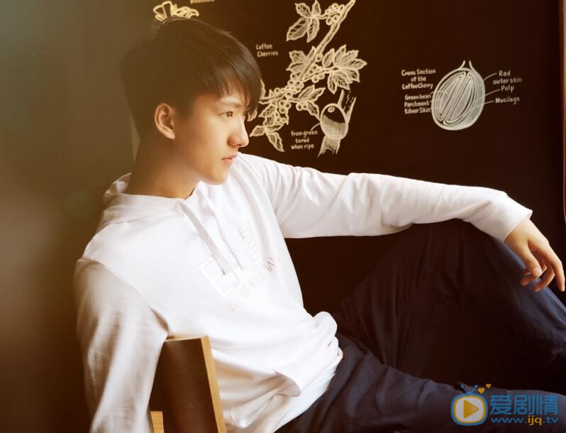 杨铭写真 杨铭高清写真_杨铭高清剧照