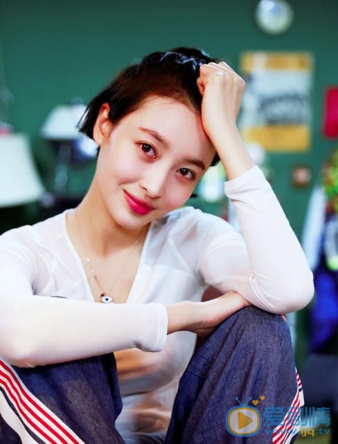 杨菲洋休闲写真 杨菲洋高清写真_杨菲洋高清剧照