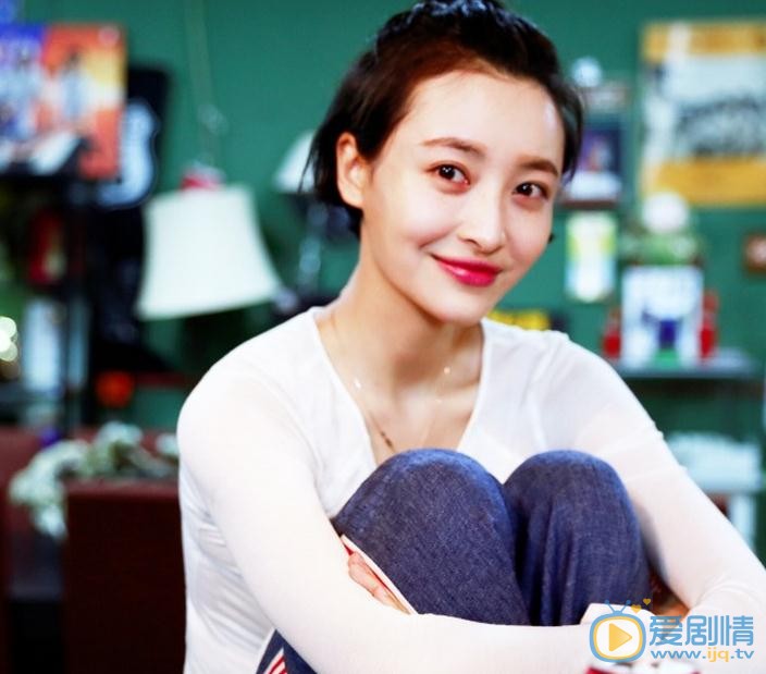 杨菲洋休闲写真 杨菲洋高清写真_杨菲洋高清剧照