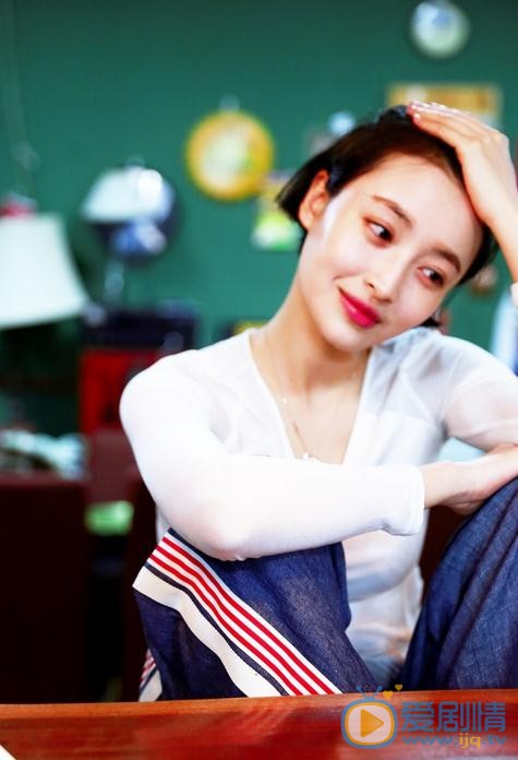 杨菲洋休闲写真 杨菲洋高清写真_杨菲洋高清剧照