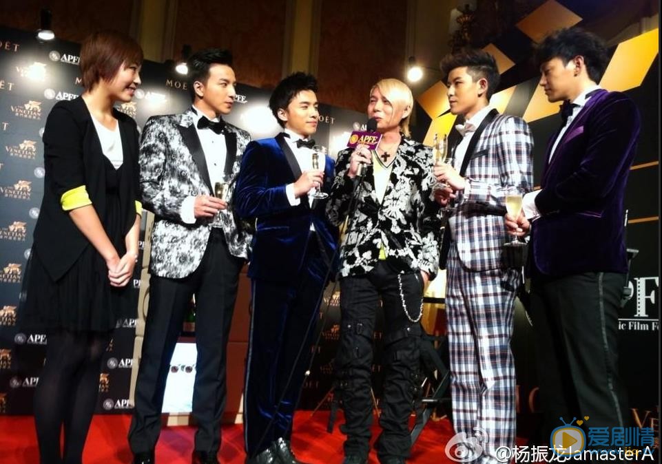 杨奇煜参加活动照 杨奇煜高清写真_杨奇煜高清剧照
