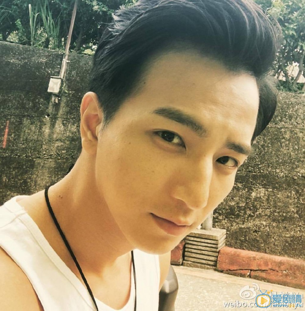 杨奇煜生活照 杨奇煜高清写真_杨奇煜高清剧照