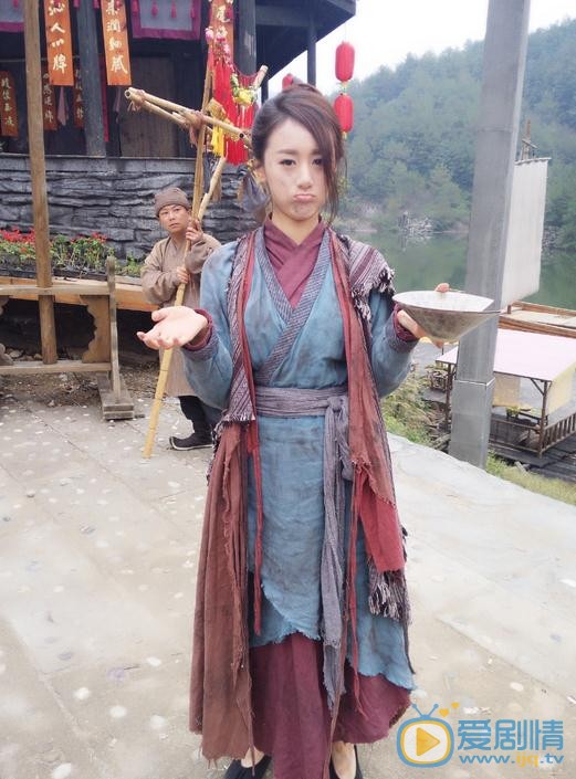 袁冰妍片场照 袁冰妍片场照
