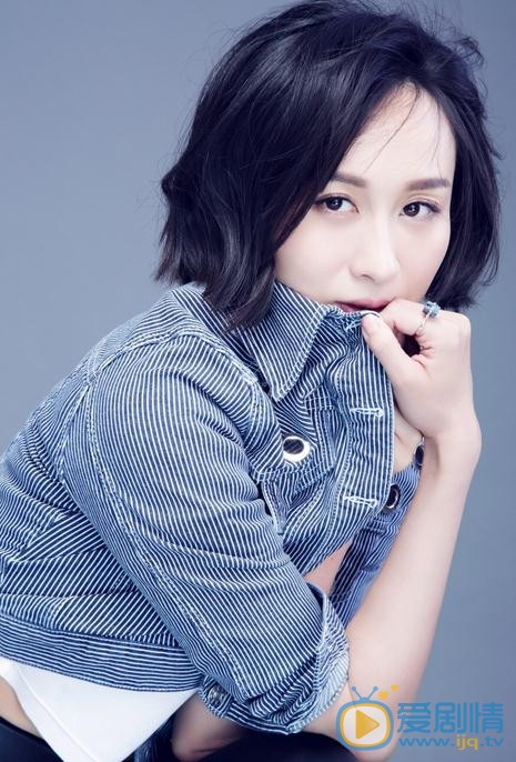 练束梅气质写真 练束梅气质写真