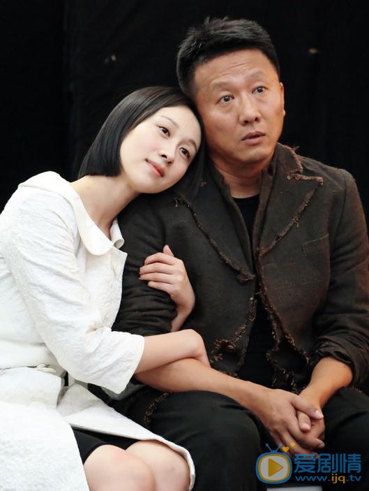 练束梅《我的妹妹安娜》话剧照 练束梅高清写真_练束梅高清剧照