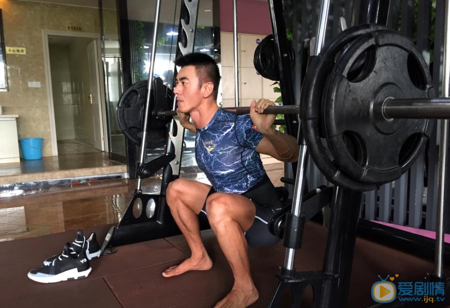 任天野运动健身照 任天野高清写真_任天野高清剧照