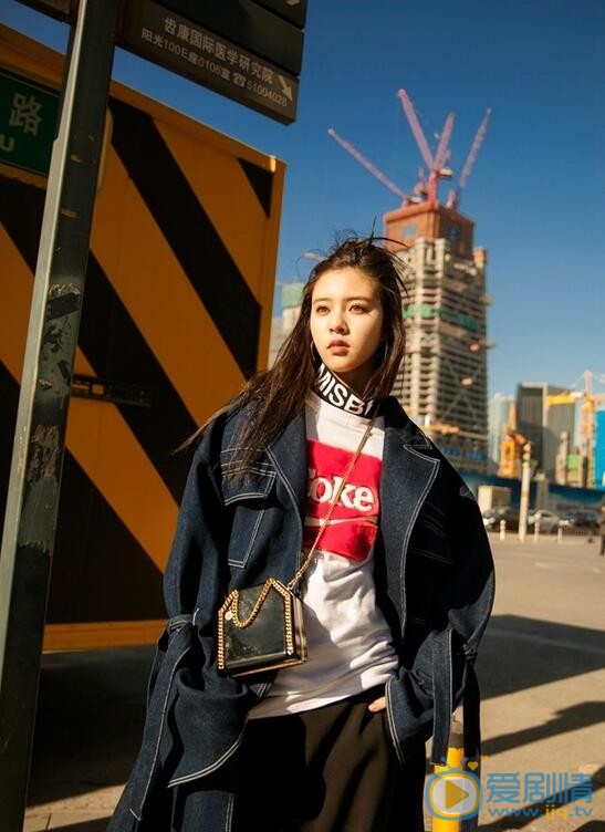宋妍霏街拍写真 宋妍霏高清写真_宋妍霏高清剧照