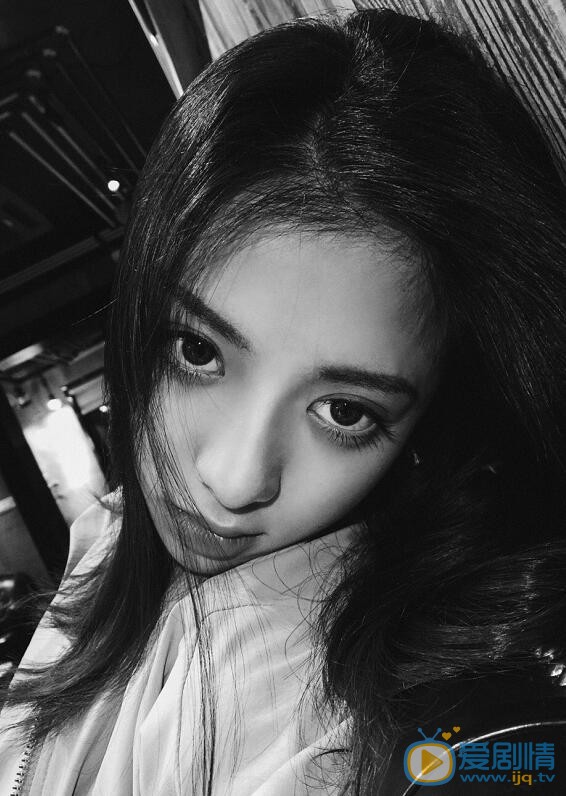 吴静怡黑白写真 吴静怡高清写真_吴静怡高清剧照