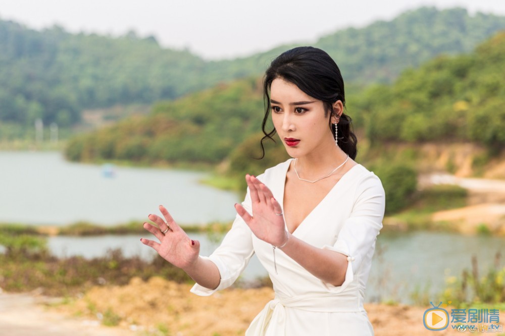 侍宣如《二次觉醒》剧照 侍宣如高清写真_侍宣如高清剧照