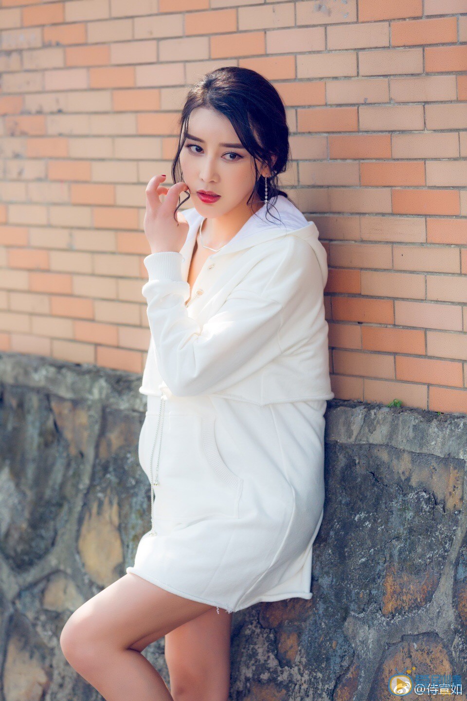侍宣如时尚街拍 侍宣如高清写真_侍宣如高清剧照