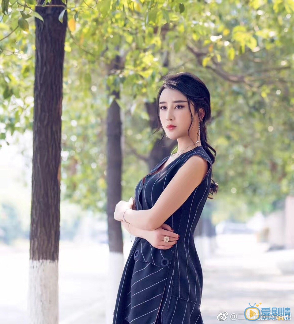 侍宣如《二次觉醒》剧照 侍宣如高清写真_侍宣如高清剧照