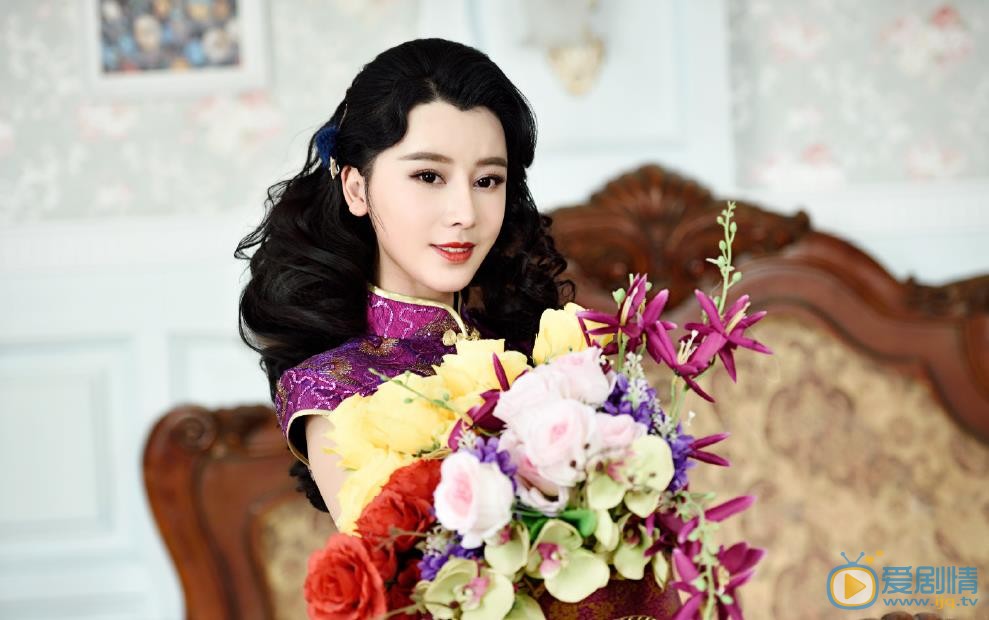 侍宣如《尖峰之烈焰青春》剧照 侍宣如高清写真_侍宣如高清剧照