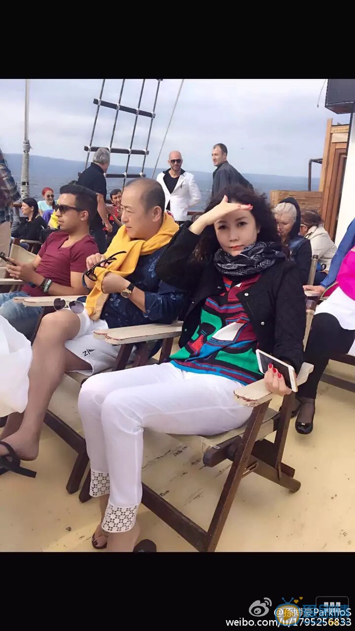 孙博豪家人合照 孙博豪高清写真_孙博豪高清剧照