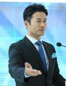简震林角色介绍